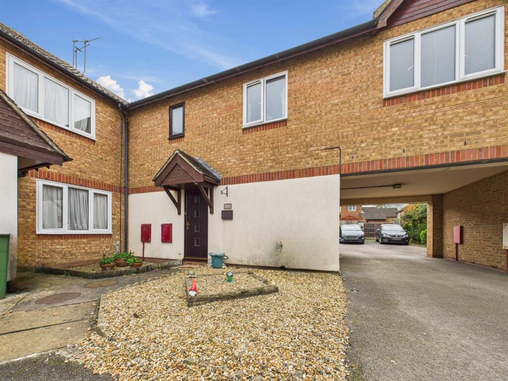 Main image of property: Batt Furlong, Hawkslade, Aylesbury