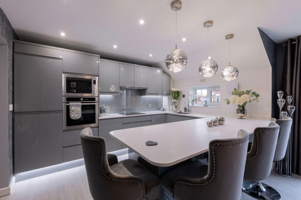 Main image of property: Auberge House, Canada Street, Heaviley, Stockport SK2 6EJ