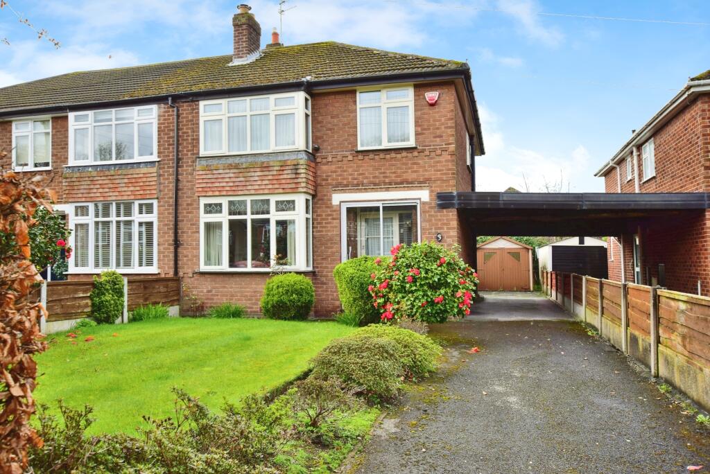 3 bedroom semidetached house for sale in Edale Close, Hazel Grove