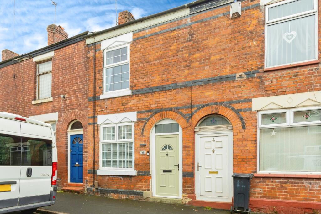 2 bedroom end of terrace house for sale in Edwin Street, STOCKPORT, Cheshire, SK1