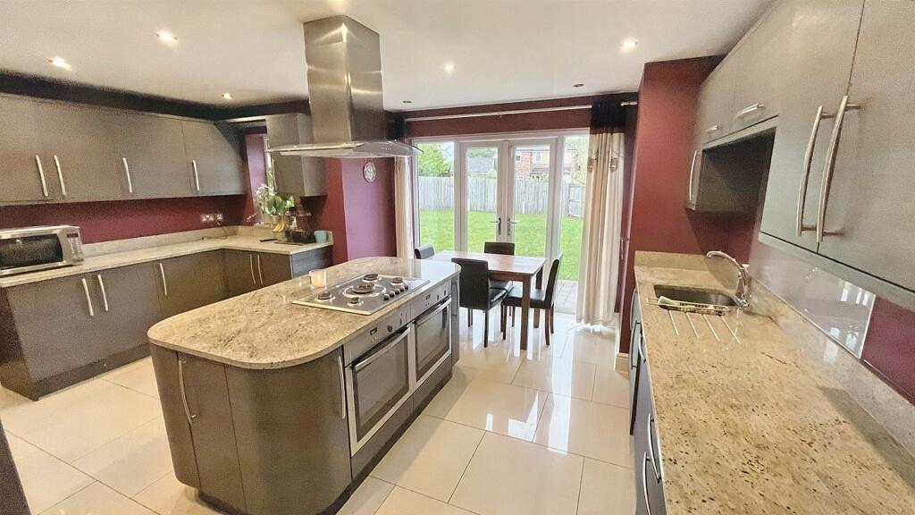Additional property image - Robin Hood Lane, Hall Green