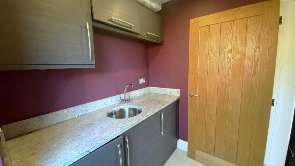 Additional property image - Robin Hood Lane, Hall Green