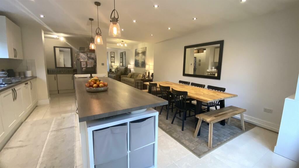 Additional property image - Yardley Wood Road, Moseley, Birmingham