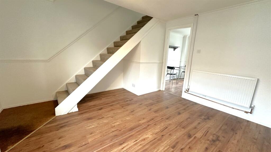 Additional property image - Raddlebarn Farm Drive, Birmingham