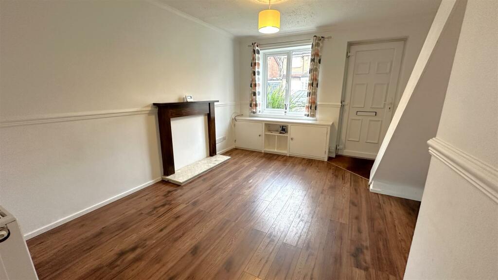 Additional property image - Raddlebarn Farm Drive, Birmingham