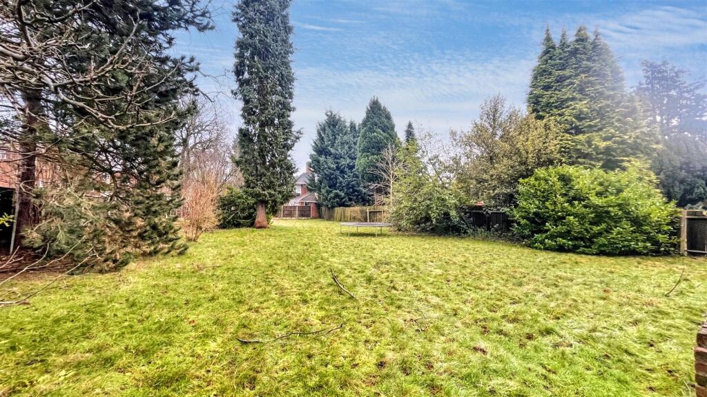 Additional property image - Yardley Wood Road, Moseley