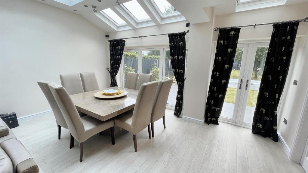 Additional property image - Green Road, Moseley