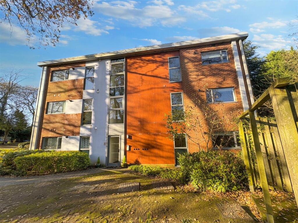 Main image of property: Hawthorne Gardens, Moseley/Kings Heath