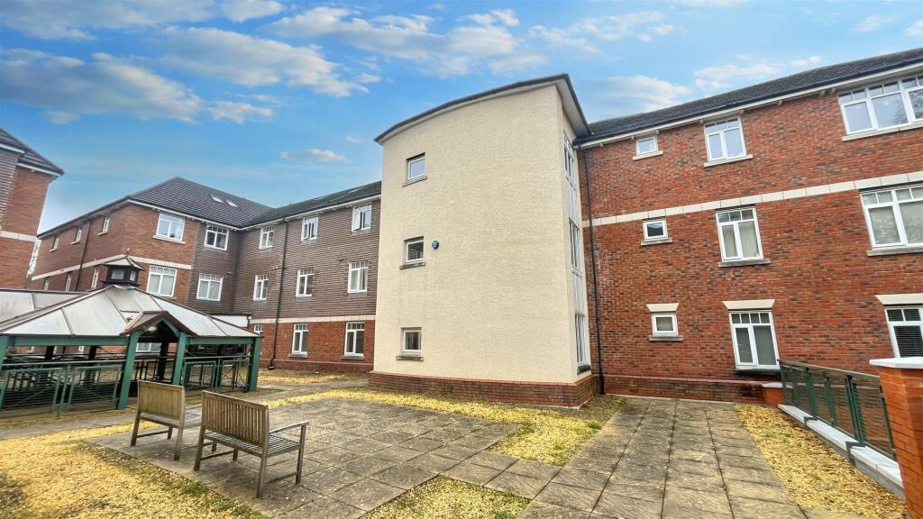 Main image of property: Kings Hall, Moseley
