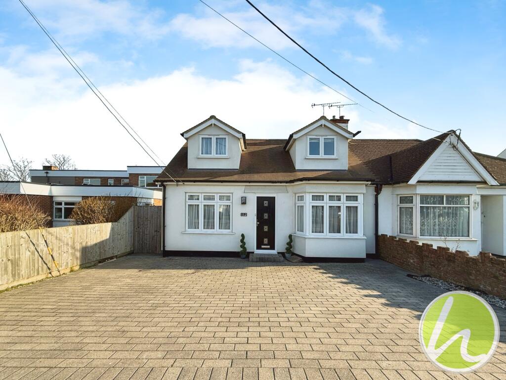 Main image of property: Giffords Cross Road, Corringham, SS17