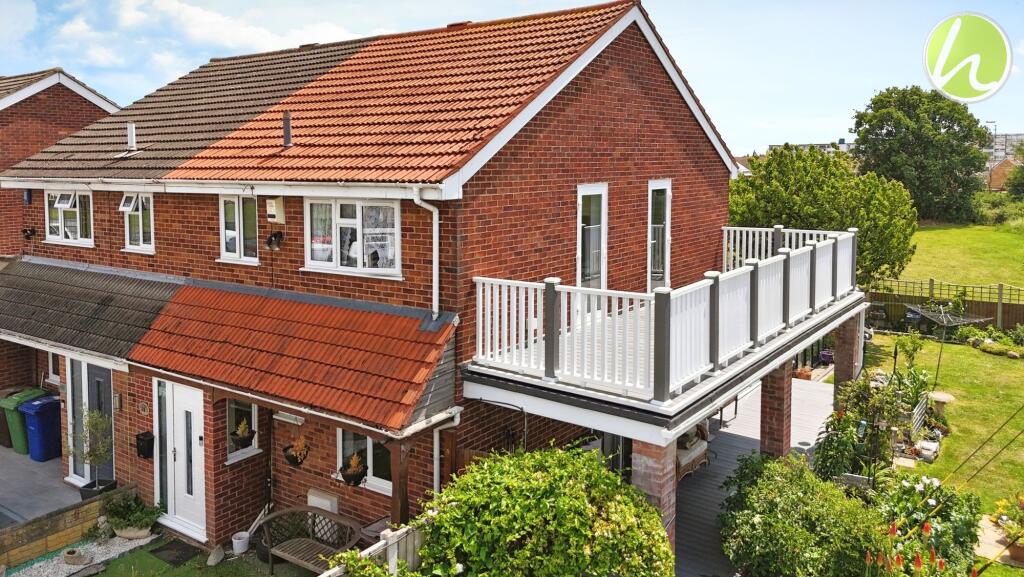 Main image of property: Beechcroft Avenue, Linford, SS17