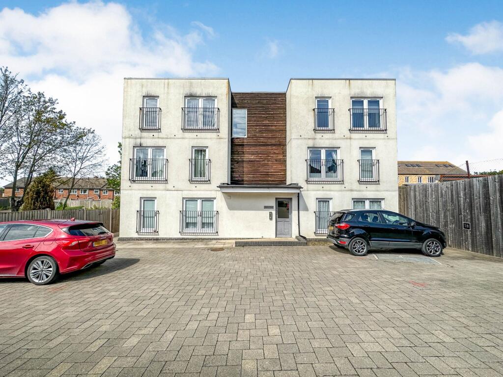 Main image of property: King Street, Stanford-Le-Hope, SS17