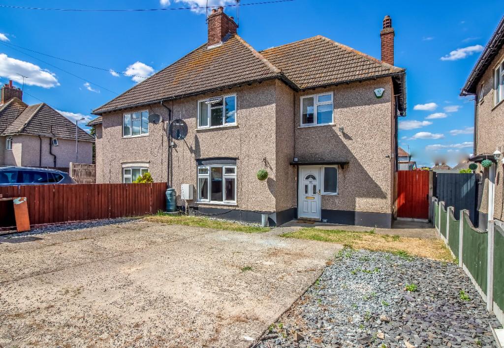3 bedroom semidetached house for sale in Gainsborough Avenue, Tilbury, Essex, RM18