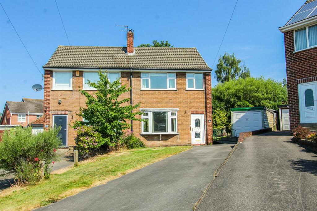 3 bedroom semidetached house for sale in Coleridge Crescent