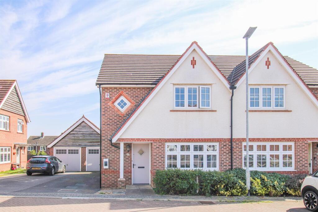 Main image of property: Eton Walk, Wakefield