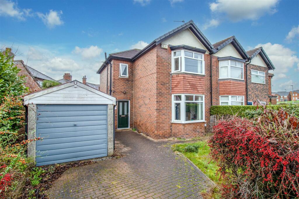 Main image of property: Whitehall Crescent, Wakefield