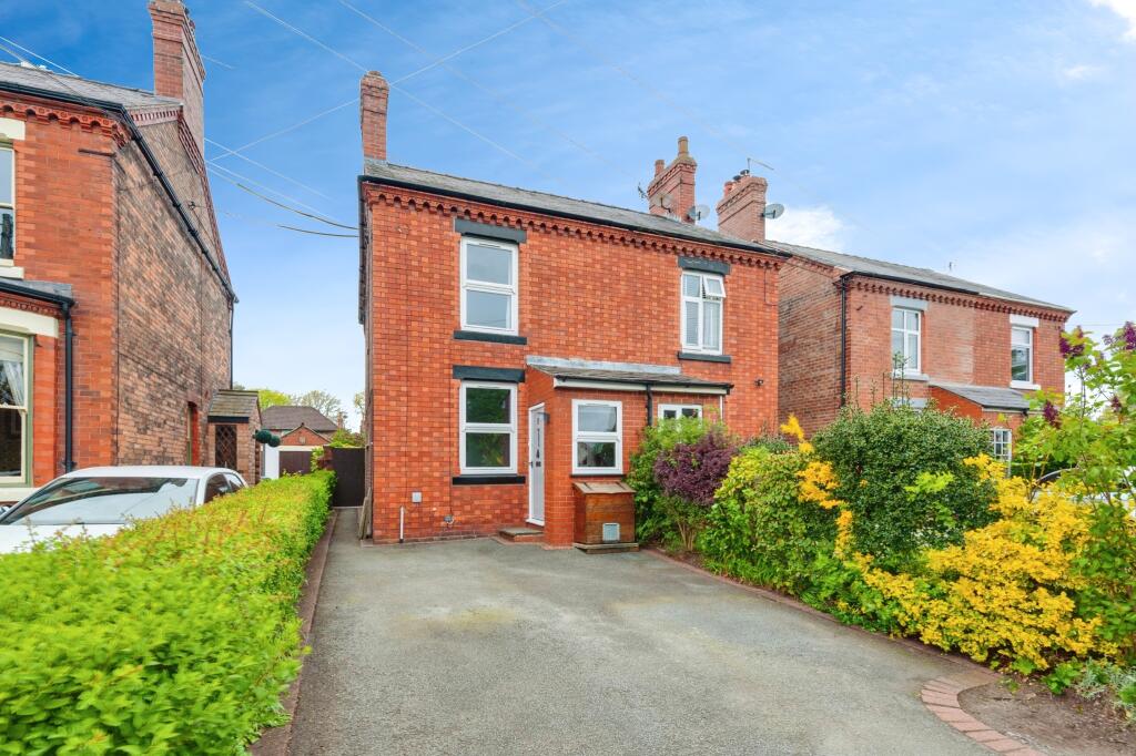 3 bedroom semidetached house for sale in Weaverham Road, Sandiway