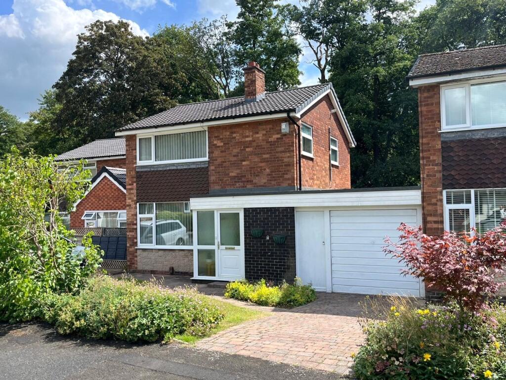 Main image of property: Autumn Avenue, Knutsford, Cheshire, WA16