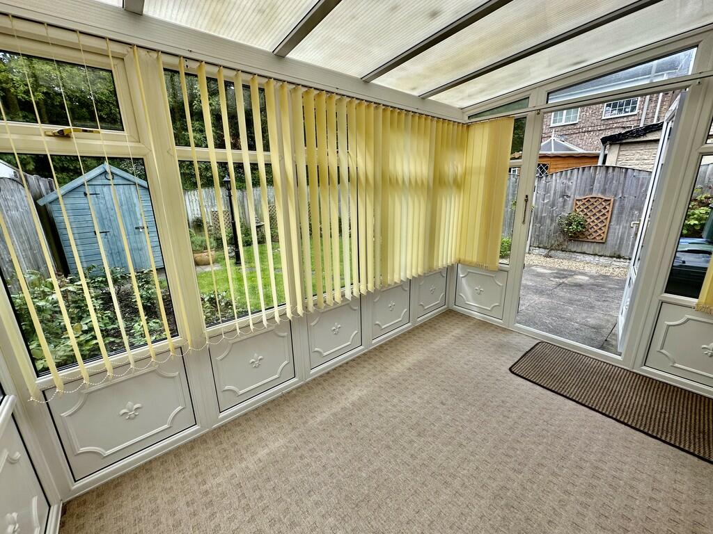 2 bedroom detached bungalow for sale in Arden Gate, Balby, Doncaster, DN4