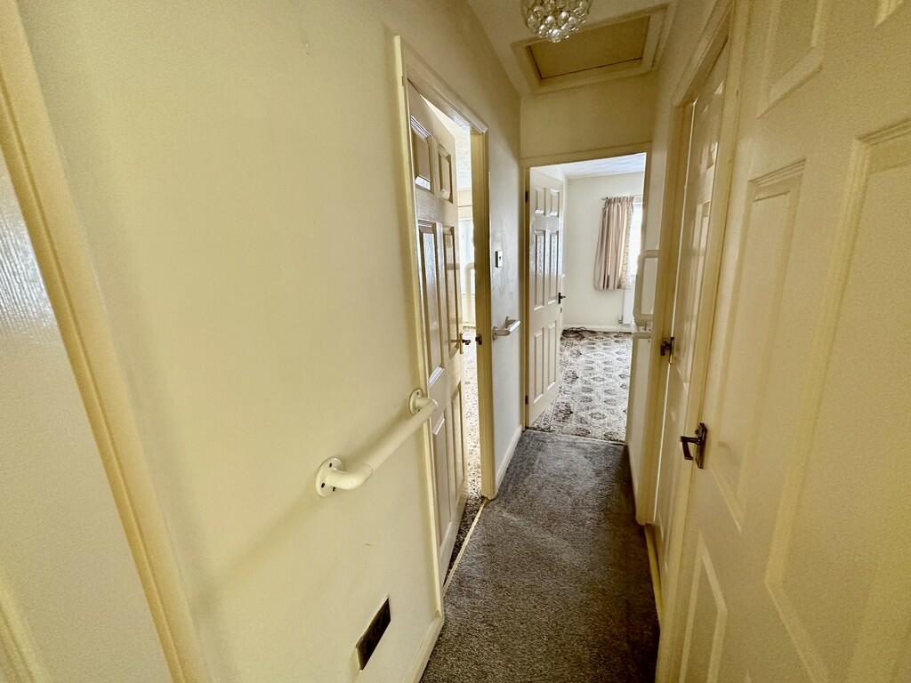 2 bedroom detached bungalow for sale in Arden Gate, Balby, Doncaster, DN4