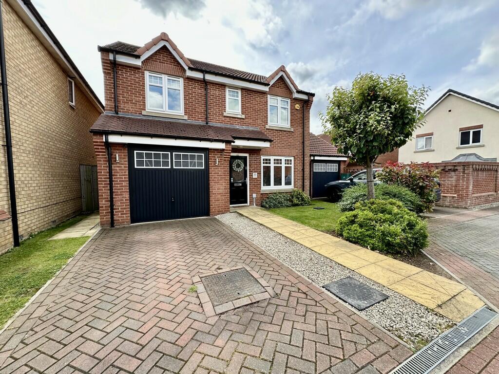 Main image of property: Holly Field Crescent, Edenthorpe