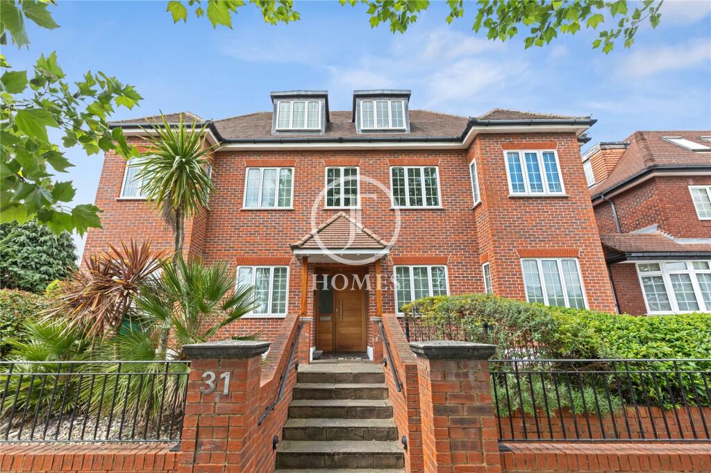 Main image of property: Jubilee Lodge, Green Lane, London, NW4