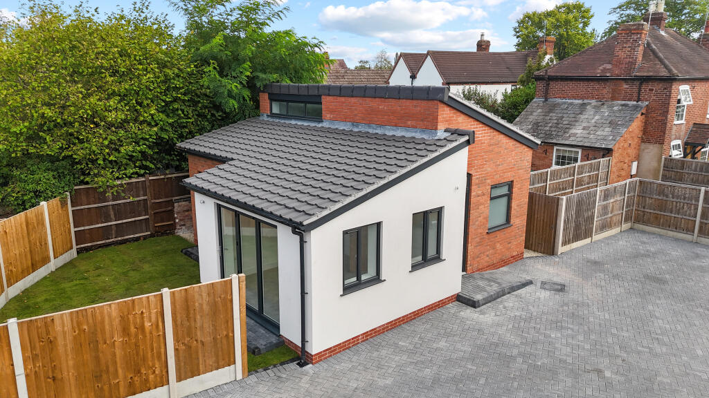 Main image of property: Hallow, WR2