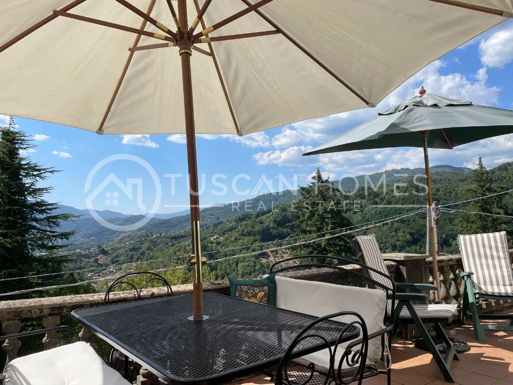 2 bedroom town house for sale in Barga, Lucca, Tuscany, Italy