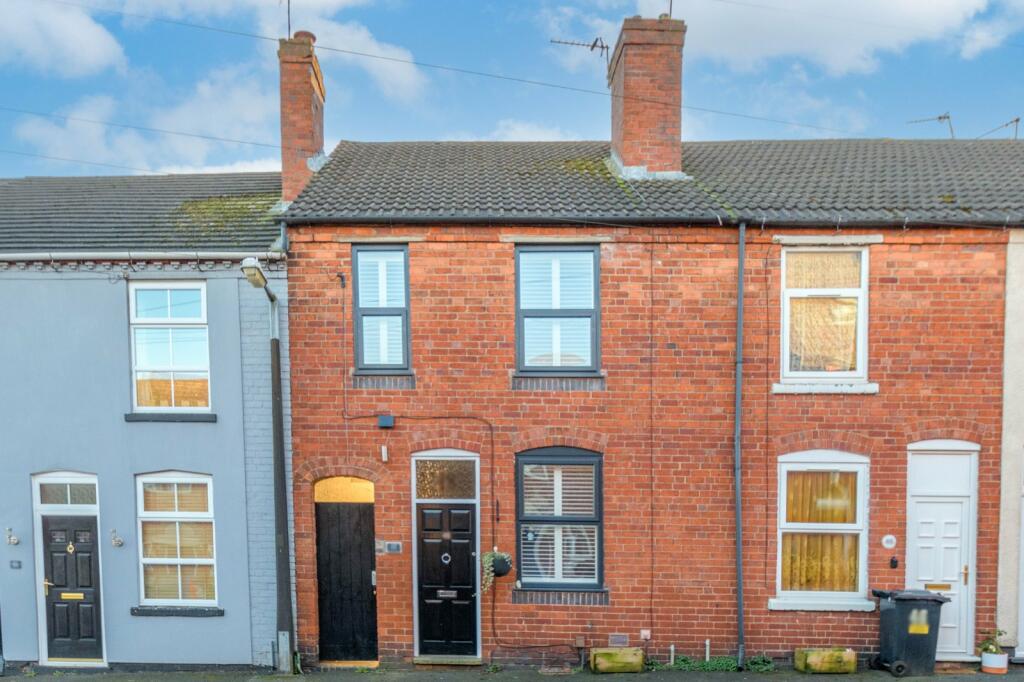 3 bedroom terraced house for sale in Mount Street, Halesowen, West