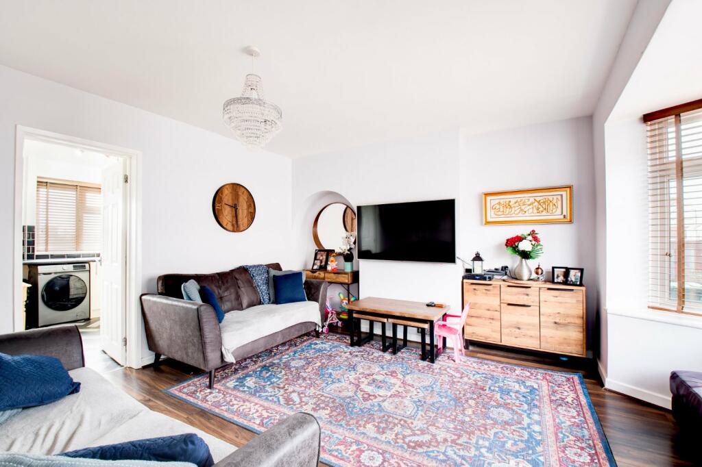 Additional property image - Beeches Road, Oldbury, West Midlands, B68