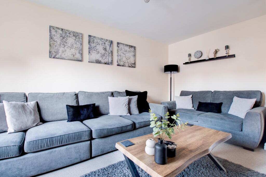 Additional property image - Bhullar Way, Oldbury, West Midlands, B69