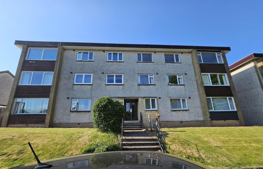 Main image of property: 15 Glenside Crescent, West Kilbride, KA23 9AA