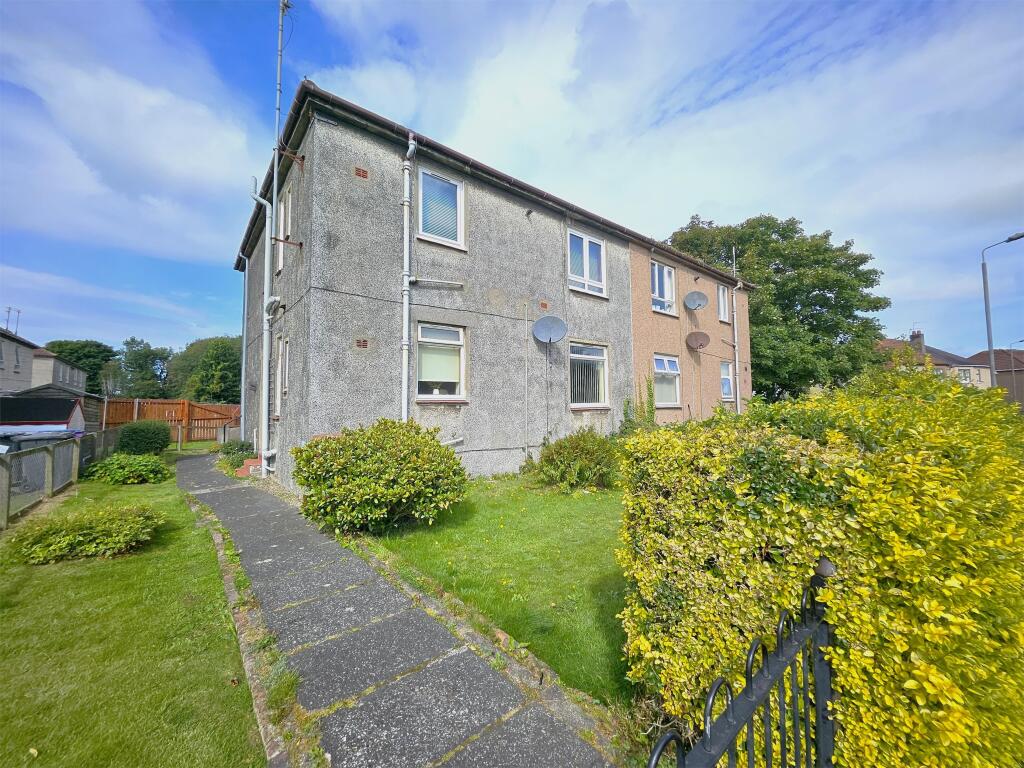 Main image of property: 3 Reid's Avenue, STEVENSTON, KA20 4BB