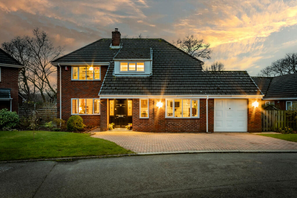 4 bedroom detached house for sale in Characterful and modernised home