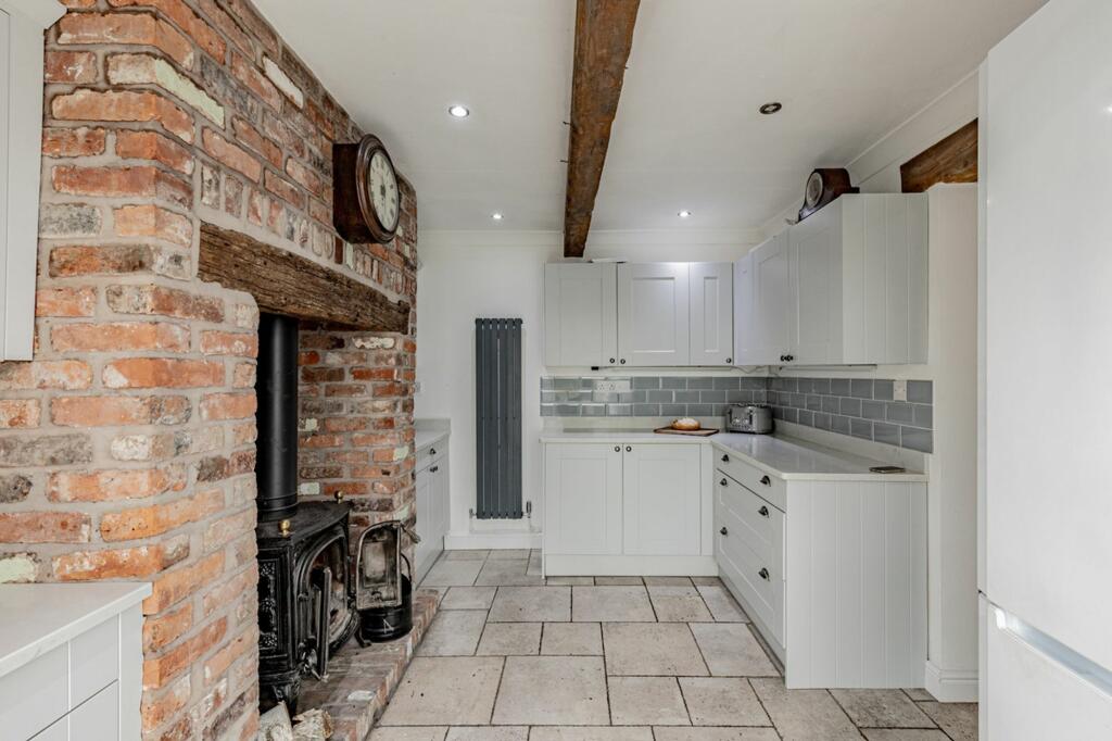 Additional property image - Gated Bungalow in Acton Bridge with Annexe.