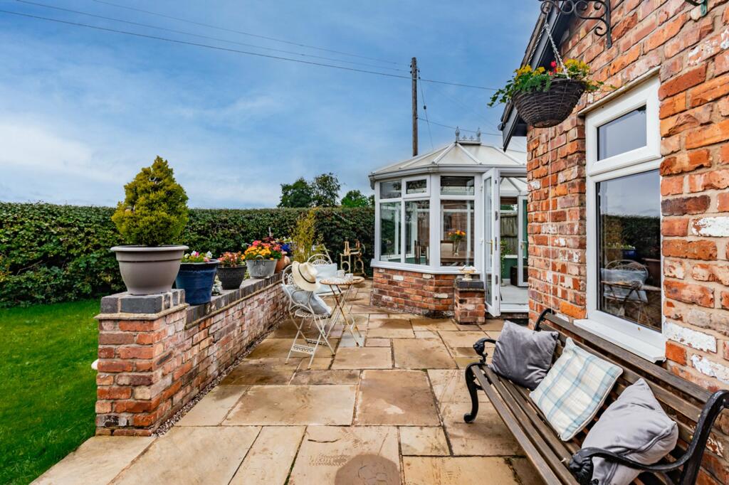 Additional property image - Gated Bungalow in Acton Bridge with Annexe.
