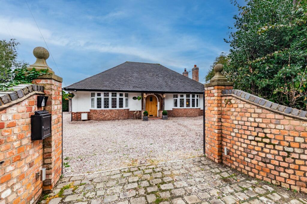 Additional property image - Gated Bungalow in Acton Bridge with Annexe.