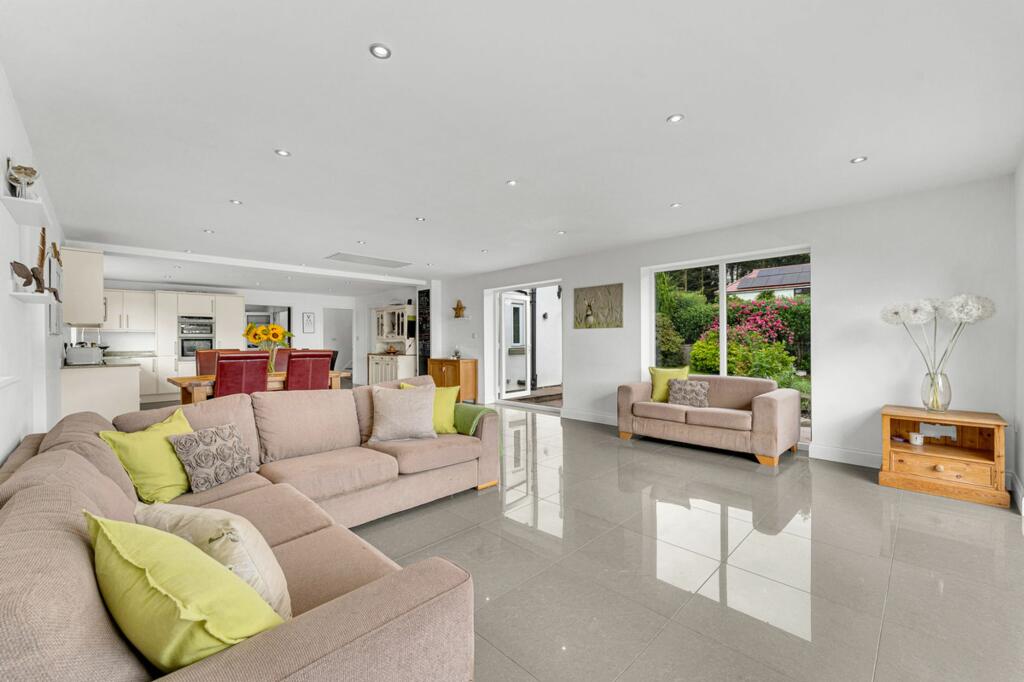 Additional property image - Extended Oakmere home with a large plot.