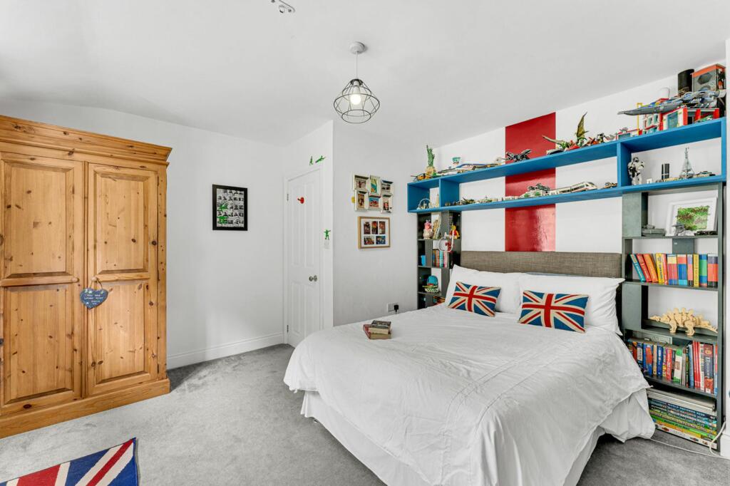 Additional property image - Extended Oakmere home with a large plot.