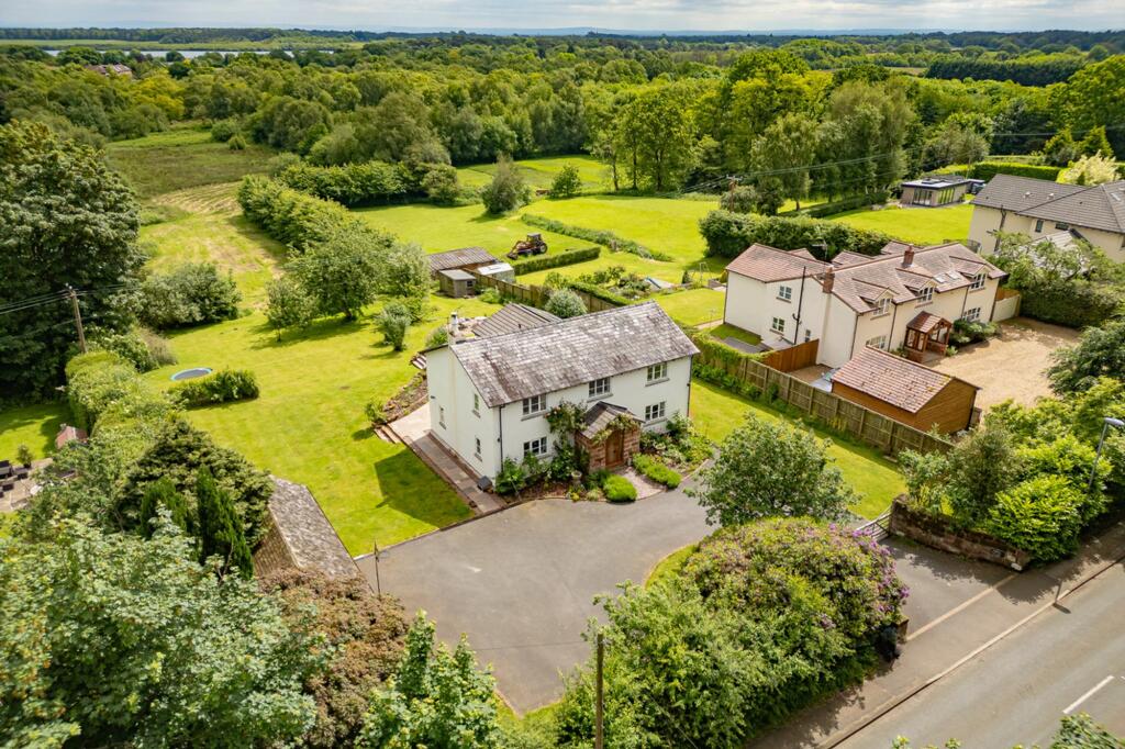 Additional property image - Extended Oakmere home with a large plot.