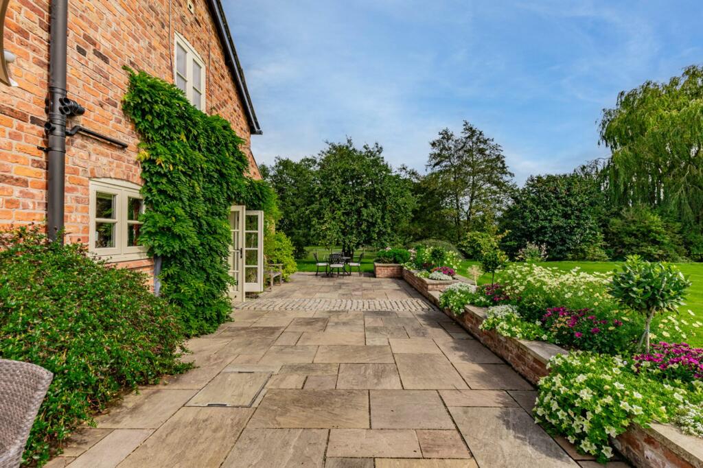 Additional property image - One of the finest equestrian homes around Tarporley with 26 acres.