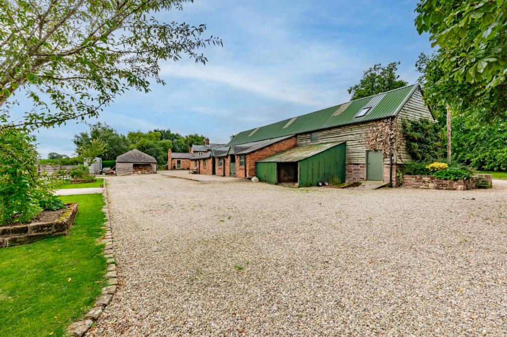 Additional property image - One of the finest equestrian homes around Tarporley with 26 acres.