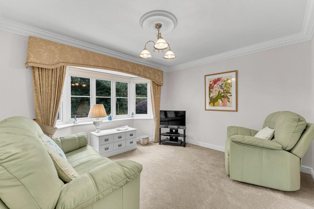 Additional property image - Spacious, 5 Bedroom home near the Whitegate Way