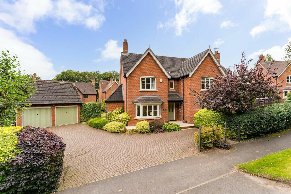 Additional property image - Spacious, 5 Bedroom home near the Whitegate Way
