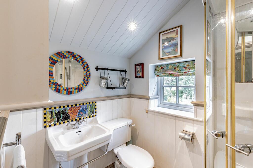 Additional property image - Stunning views of Beeston Castle with a detached annexe