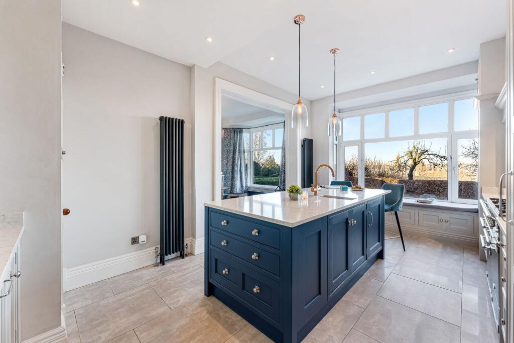 Additional property image - Beautifully Presented And Spacious Edwardian Home Near Hartford