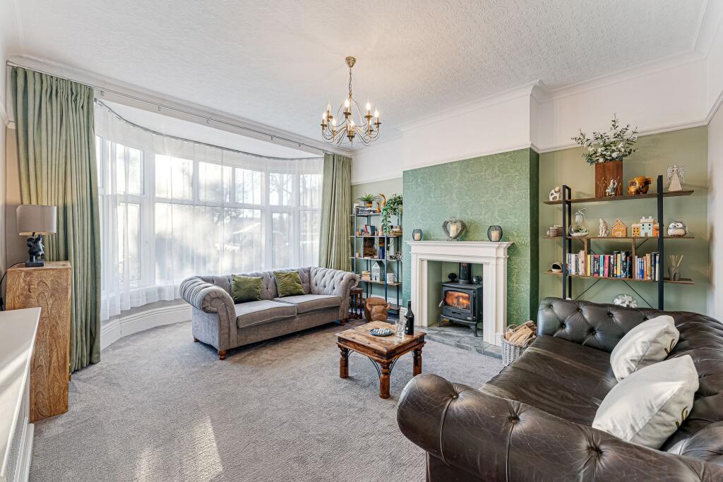 Additional property image - Beautifully Presented And Spacious Edwardian Home Near Hartford