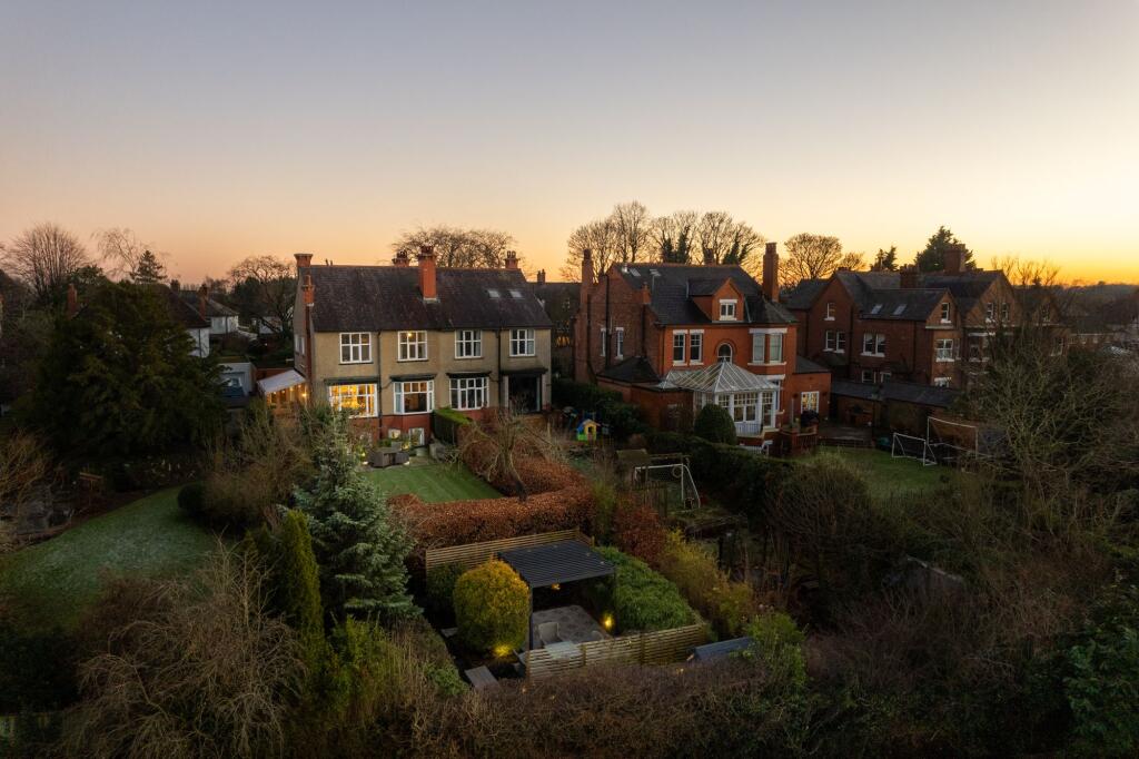 Additional property image - Beautifully Presented And Spacious Edwardian Home Near Hartford