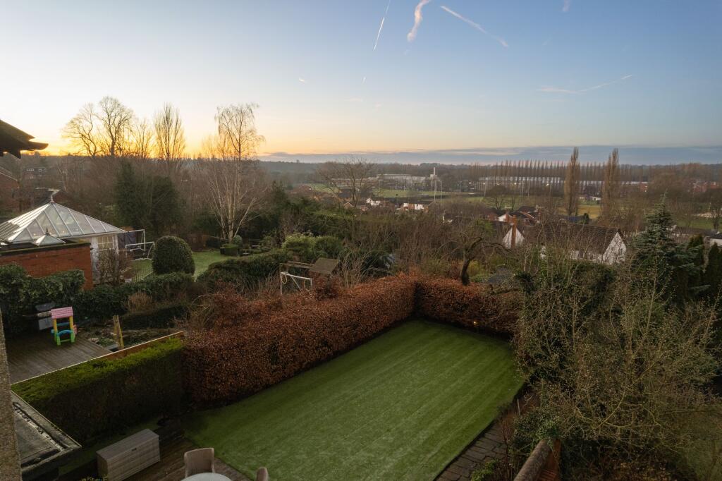 Additional property image - Beautifully Presented And Spacious Edwardian Home Near Hartford