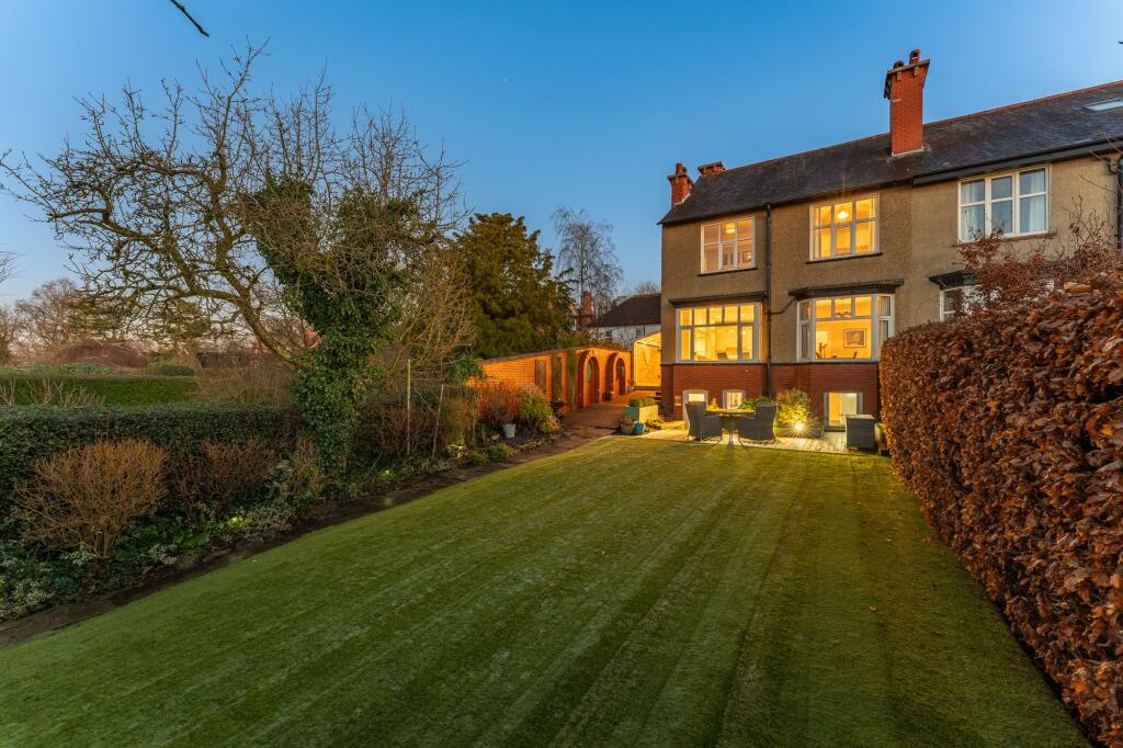 Additional property image - Beautifully Presented And Spacious Edwardian Home Near Hartford